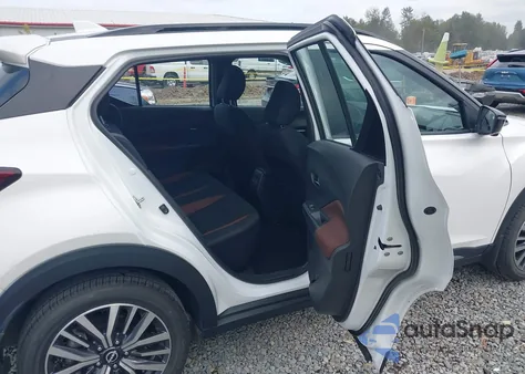 2022 Nissan Kicks Sr Xtronic Cvt из США, поврежденный, VIN 3N1CP5DV7NL479042